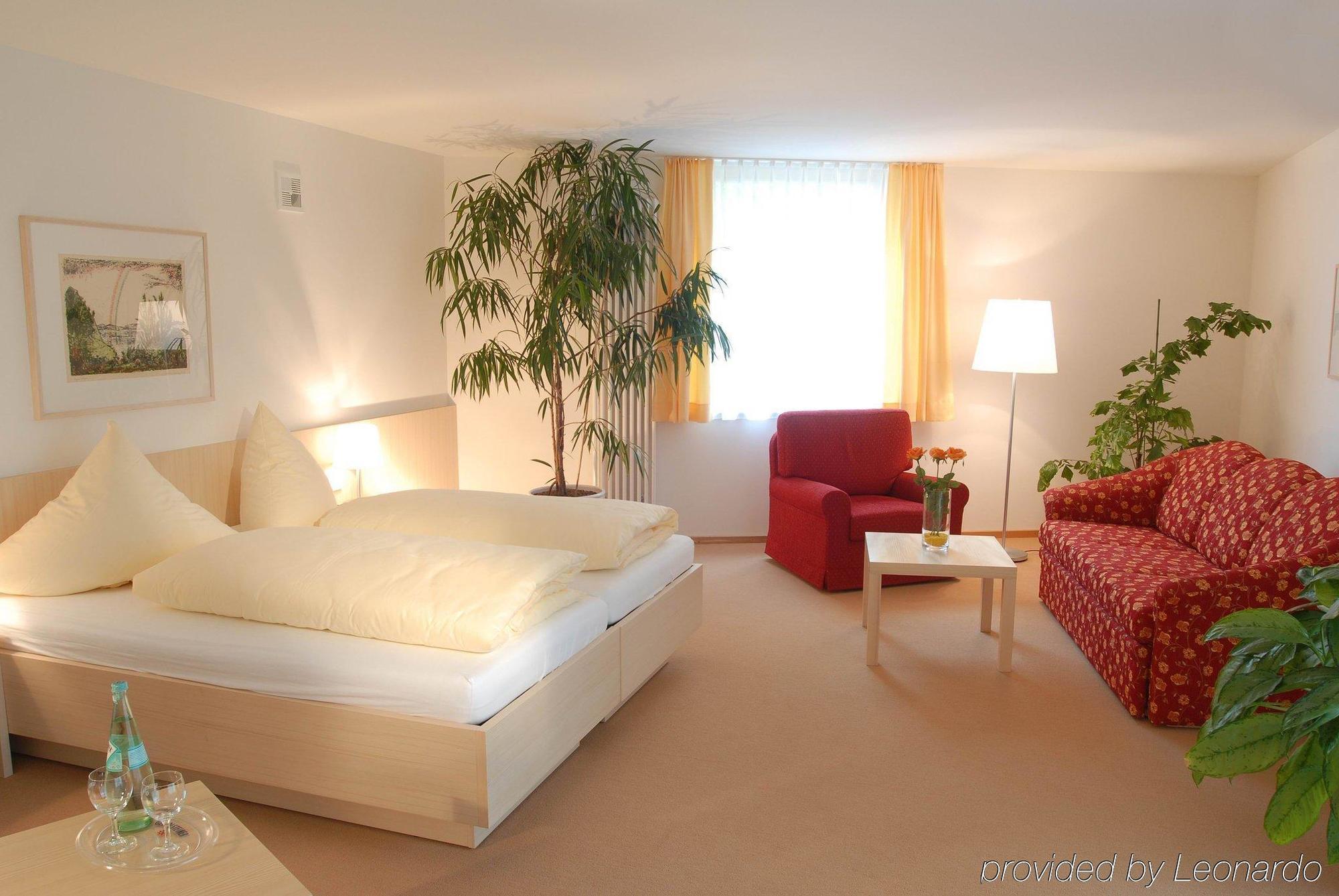 Landhotel Allgaeuer Hof Wolfegg Room photo